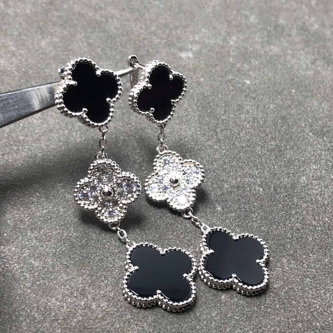 [moco jewelrys]CLOVER 3 MOTIF DIAMOND ONYX SILVER EARRINGS