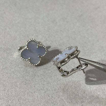 [moco jewellerys]クローバーカルセドニーシルバースタッドピアス
