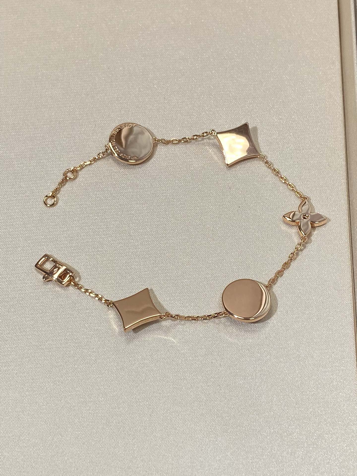 [moco jewelrys]Armband mit Stern- und Sonnenmotiv, 5-teilig, Perlmutt, roségolden