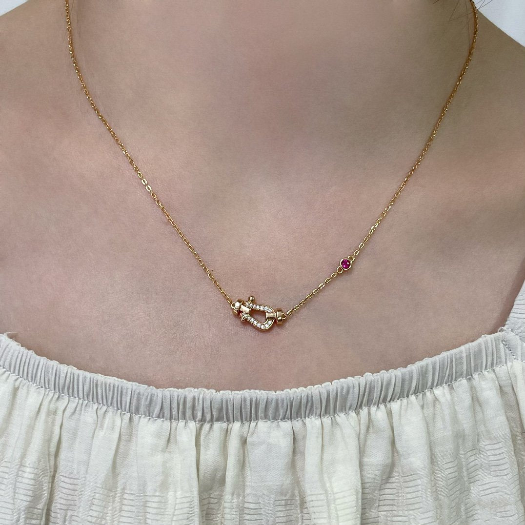 ??Loco?¡¥FORCE 10 DIAMOND PINK GOLD NECKLACE