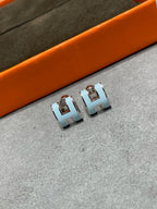 ??Loco?¡¥POP H SKY BLUE STUD EARRINGS