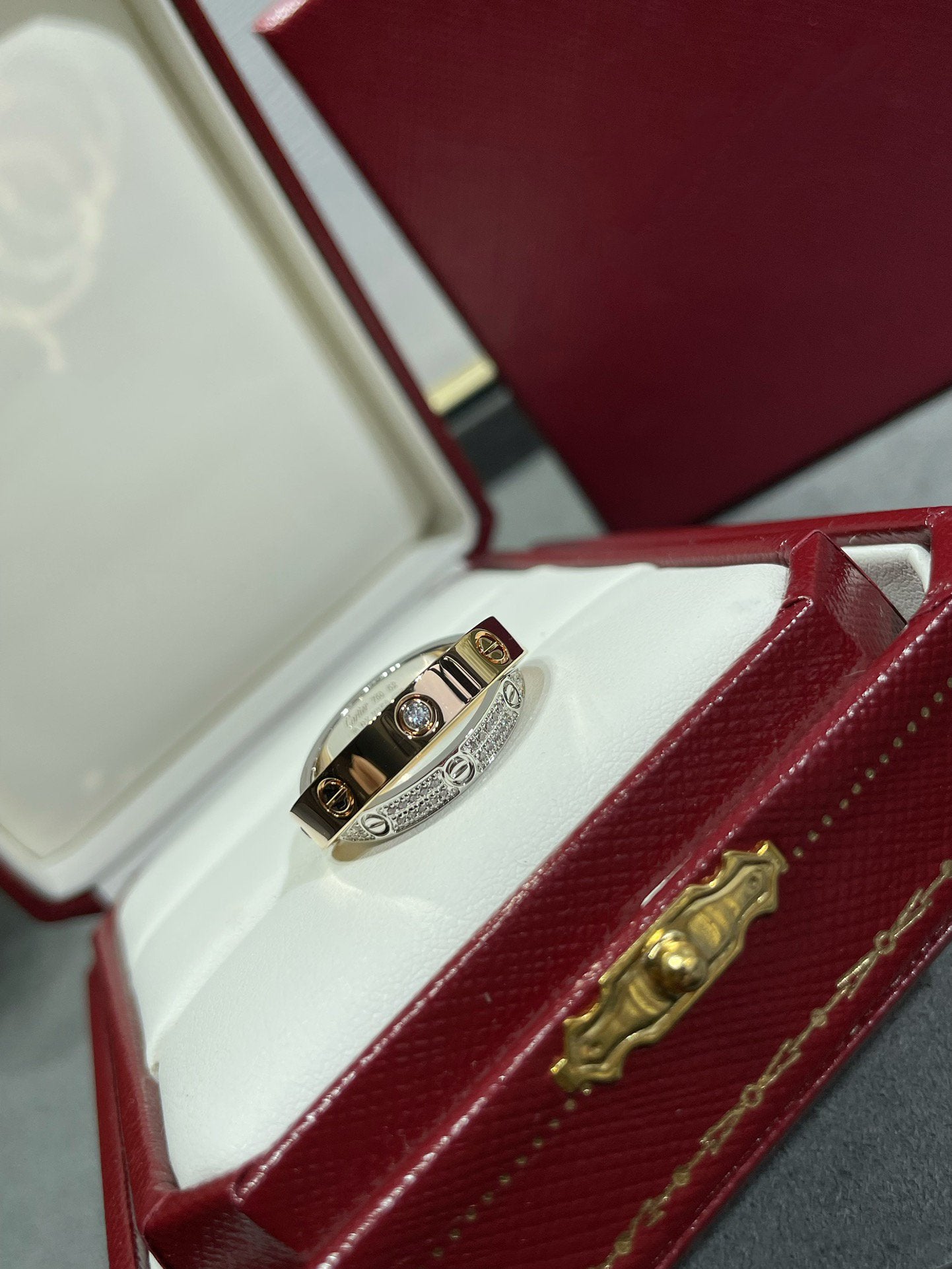 ??Loco?¡¥LOVE PINK GOLD SILVER DIAMOND DOUBLE RING