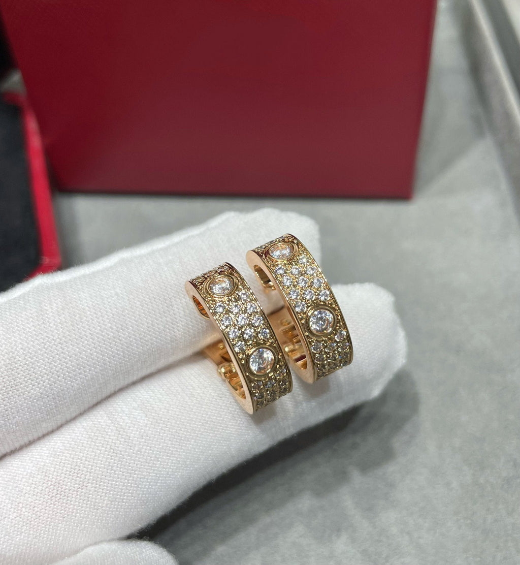 ??Loco?¡¥LOVE 5.5MM DIAMOND PAVED EARRINGS