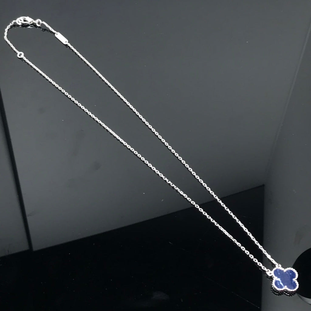??Loco?¡¥CLOVER PIETERSITE SILVER LONG NECKLACE