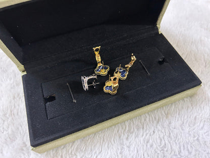 [moco jewelrys]CLOVER PIETERSITE MEDIUM STUD EARRINGS