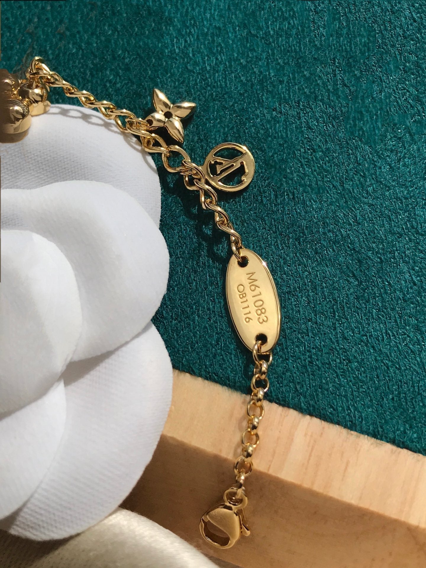 ??Loco?¡¥BLOOMING PINK GOLD MOP BRACELET