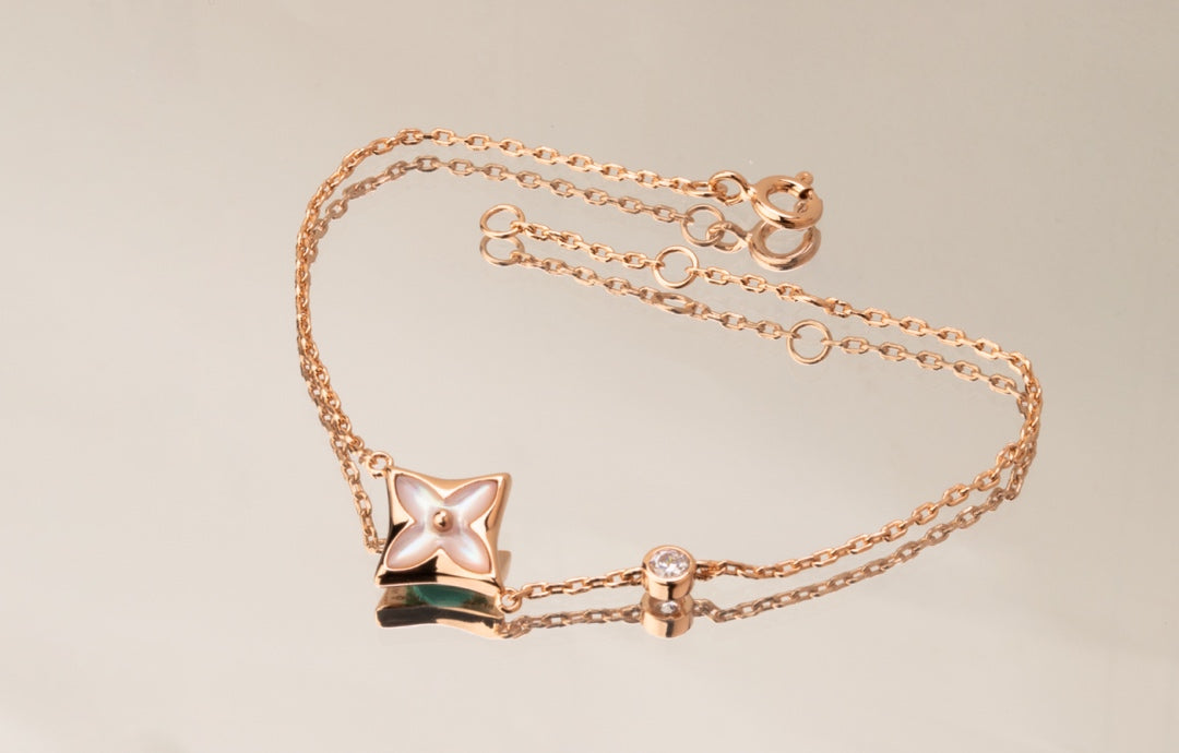 ??Loco?¡¥STAR PINK MOP 1 DIAMOND PINK GOLD NECKLACE