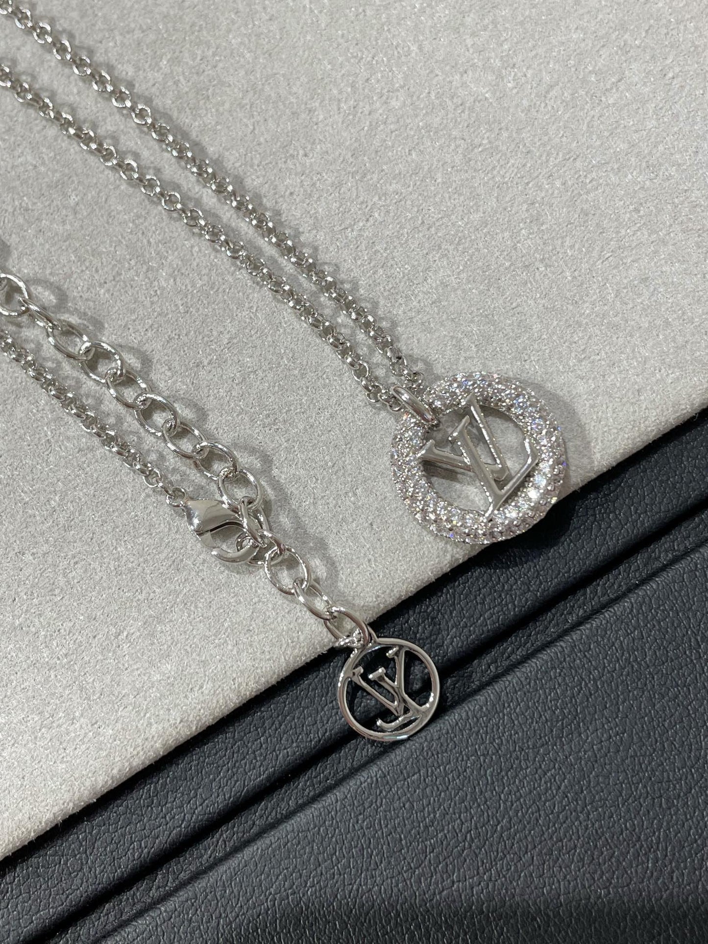 [moco jewelrys] BY NIGHT DIAMANTENBEFESTIGTE HALSKETTE