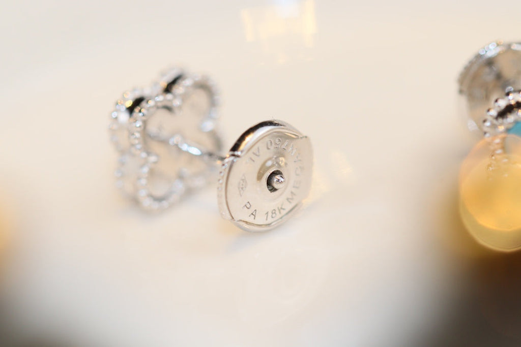 ??Loco?¡¥CLOVER MINI TURQUOISE SILVER STUD EARRINGS