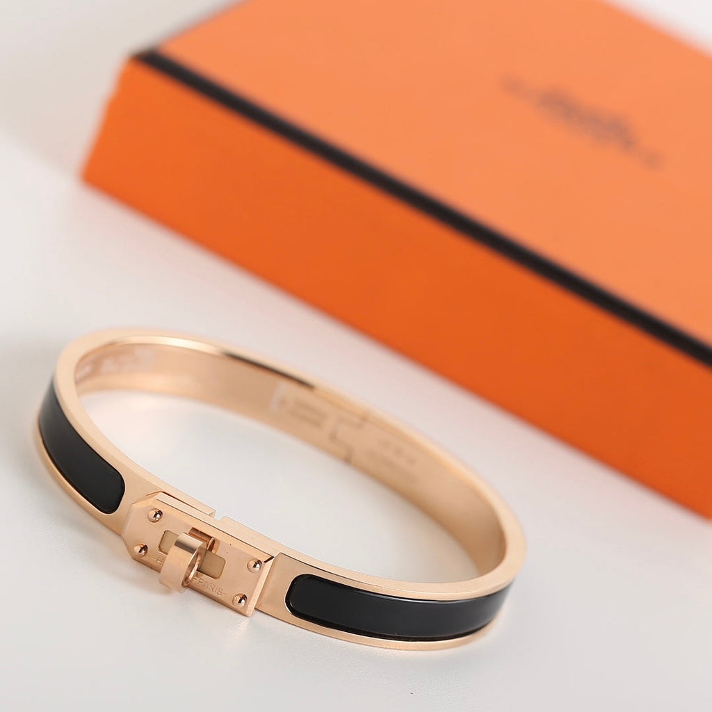 ??Loco?¡¥HM KELLY BLACK BRACELET
