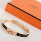 ??Loco?¡¥HM KELLY BLACK BRACELET