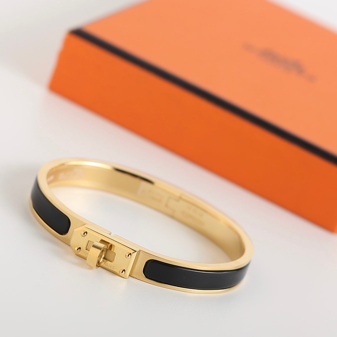 ??Loco?¡¥HM KELLY BLACK BRACELET
