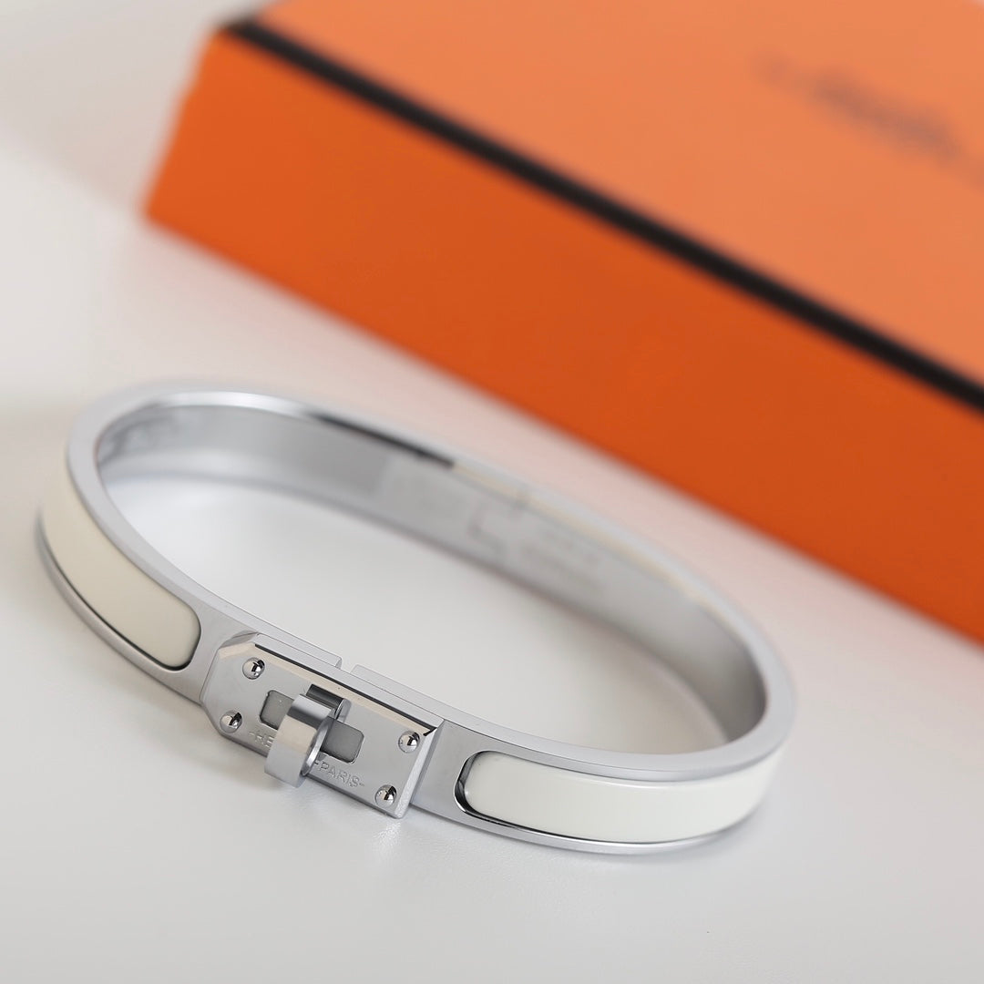 ??Loco?¡¥HM KELLY WHITE BRACELET