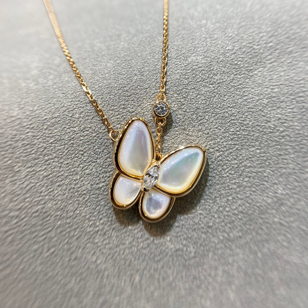 ??Loco?¡¥BUTTERFLY MOP DIAMOND NECKLACE