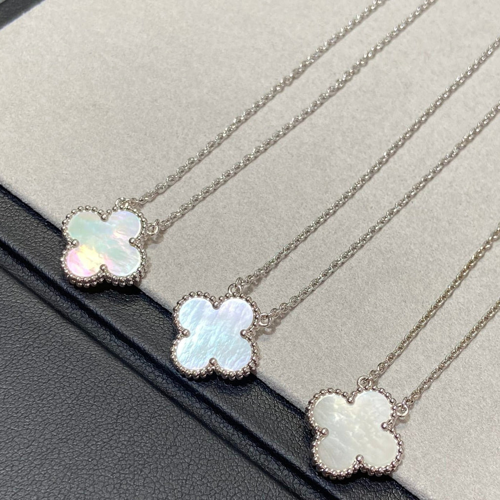 ??Loco?¡¥CLOVER MEDIUM SILVER WHITE MOP NECKLACE