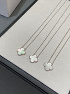 ??Loco?¡¥CLOVER MEDIUM SILVER WHITE MOP NECKLACE