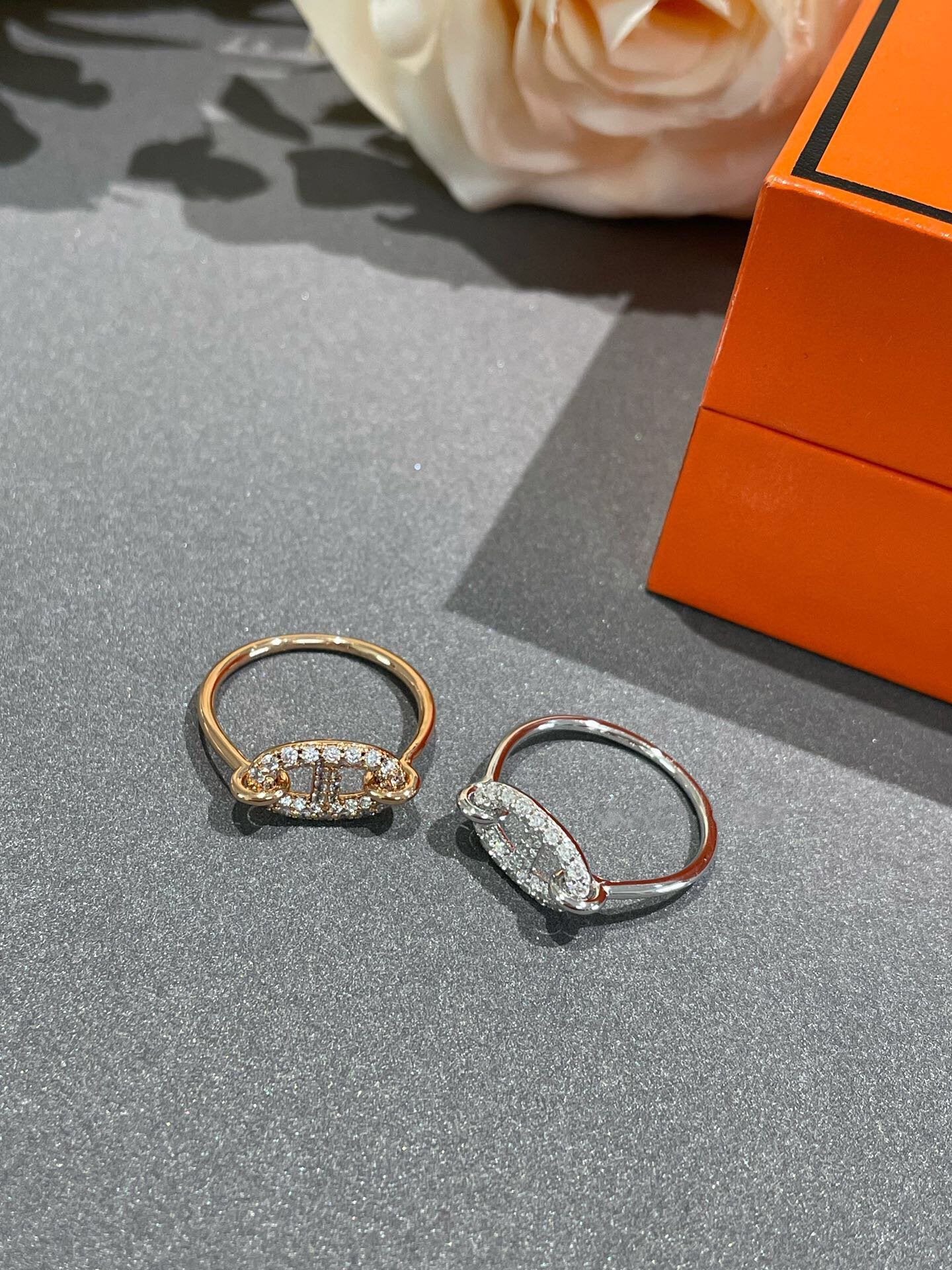 ??Loco?¡¥RONDE SMALL DIAMOND RING