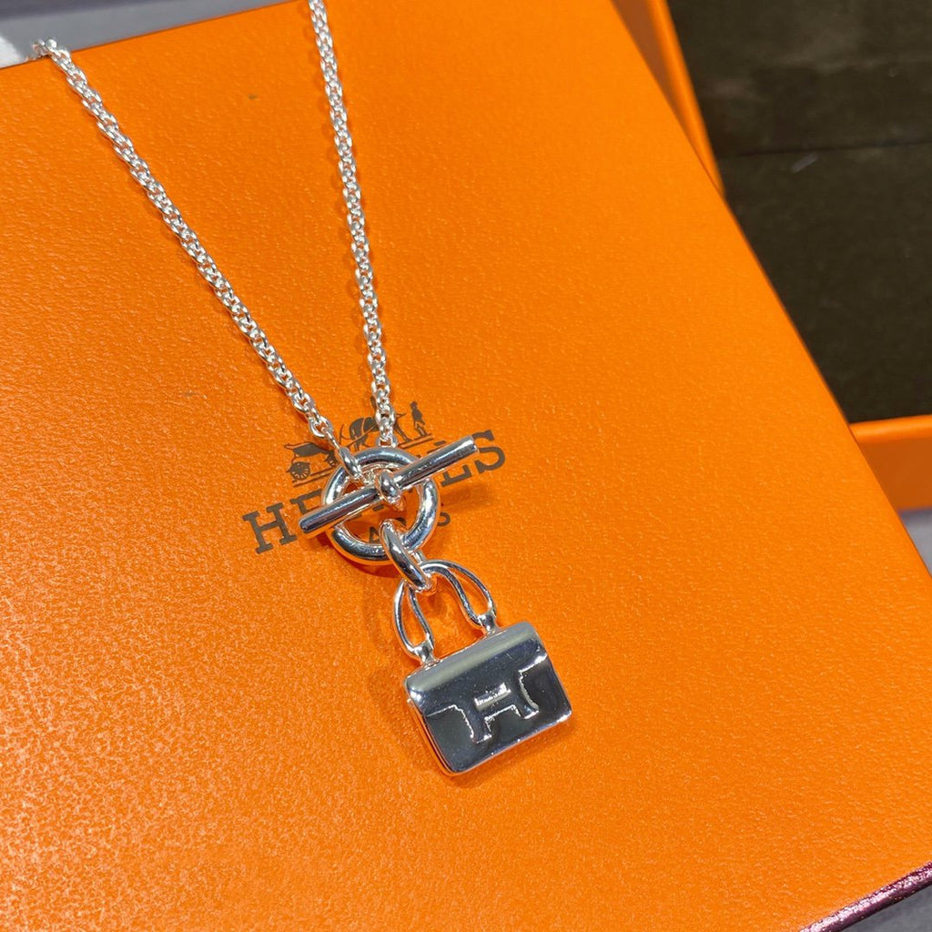 ??Loco?¡¥CONSTANCE PEDANT SILVER NECKLACE