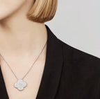 ??Loco?¡¥CLOVER 25MM LARGE PENDANT DIAMOND PAVED SILVER NECKLACE
