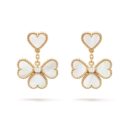 [moco jewellerys]クローバー スイートホワイト モップ イヤリング