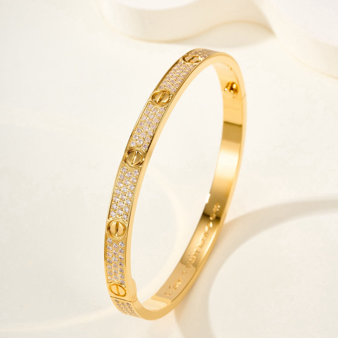 ??Loco?¡¥LOVE BRACELET 4.8MM DIAMOND-PAVED