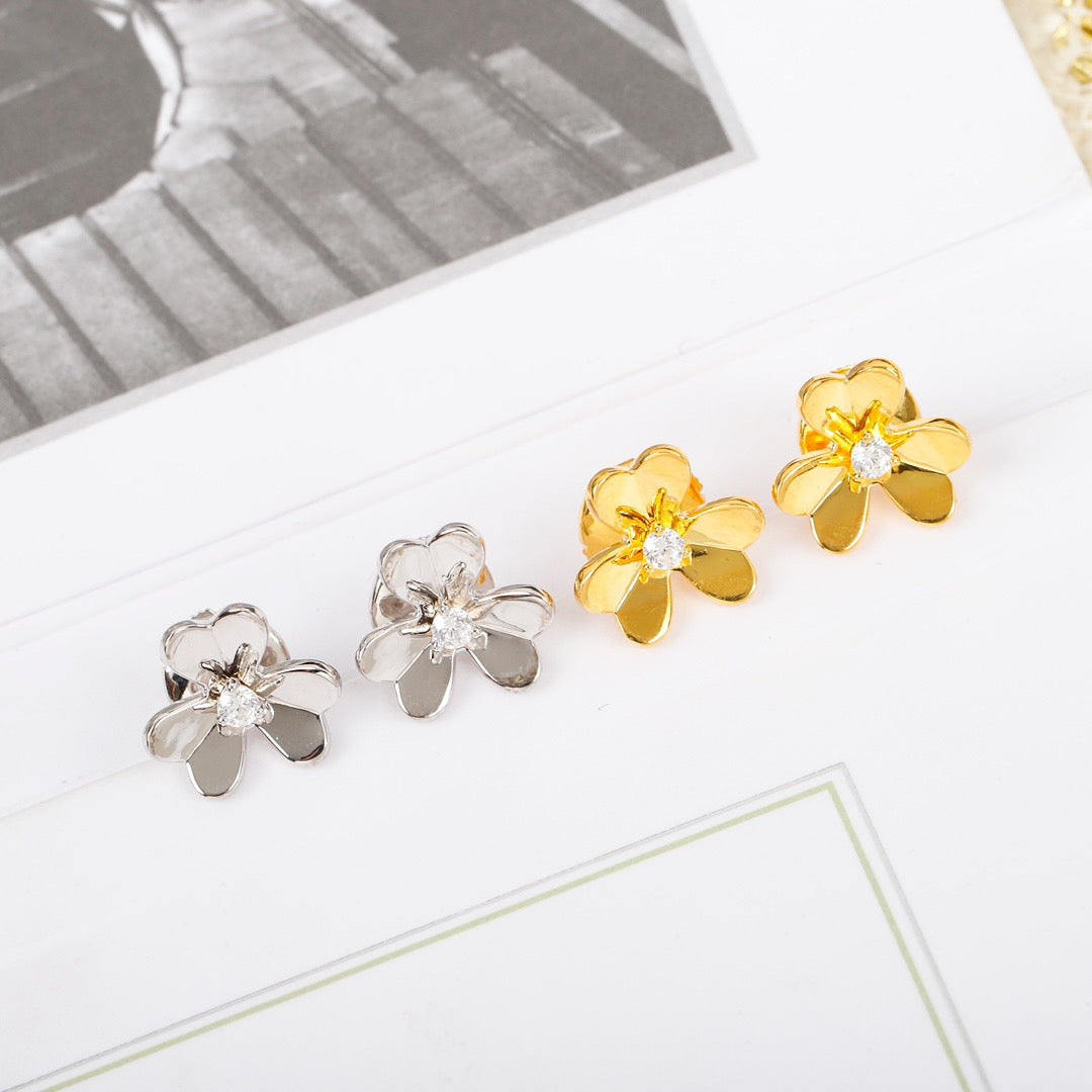 ??Loco?¡¥FRIVOLE MINI FLOWER EARRINGS