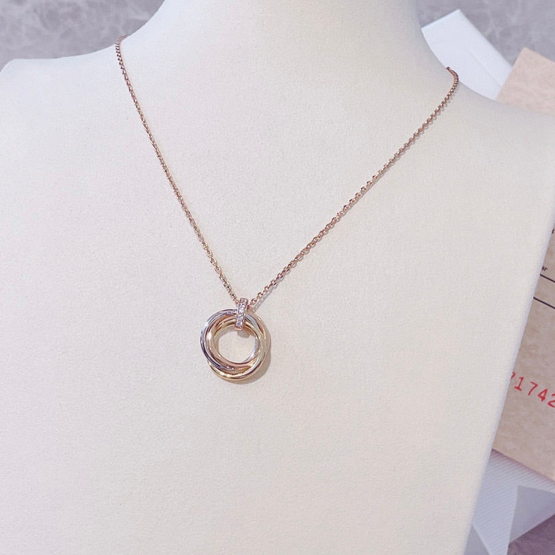 ??Loco?¡¥TRINITY NECKLACE GOLD  DIAMONDS