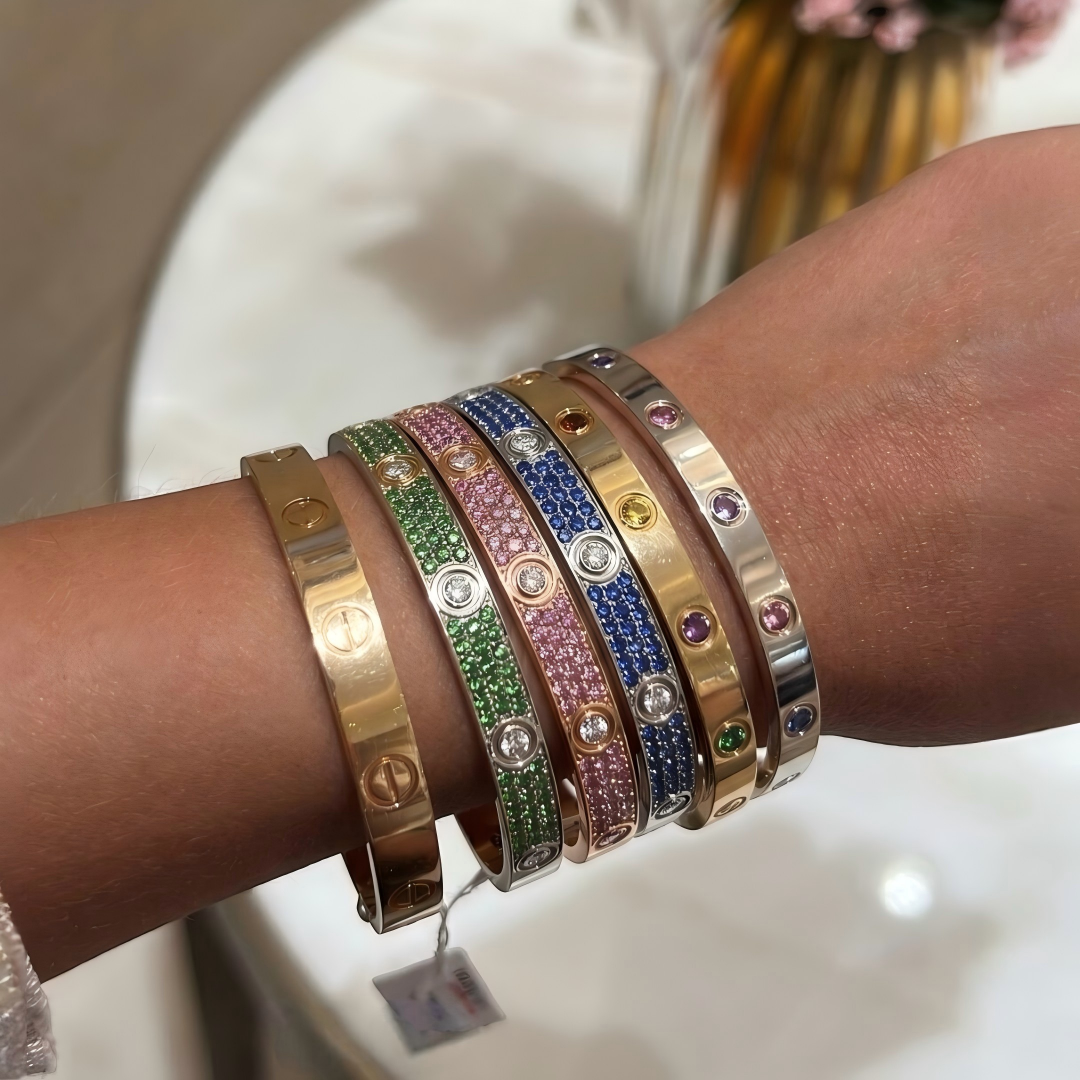 [moco jewelrys JURI]2026 PAVE GEMSTONE LOVE BRACELET 6.1MM 10 DIAMONDS