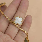 ??Loco?¡¥LUCKY SPRING 5 MOTIF GOLD BRACELET