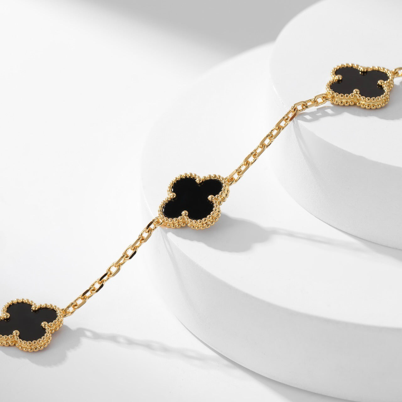 ??Loco?¡¥CLOVER 10 MOTIFS ONYX NECKLACE