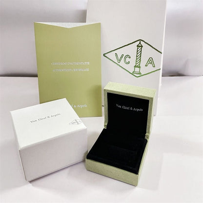 VA Kleeblatt Armband Halskette Ring Schachtel Geschenktasche