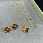 ??Loco?¡¥CLOVER 15MM DIAMOND AND YELLOW TIGER'S EYE AGATE necklace