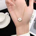 ??Loco?¡¥LUCKY WHITE MOP PLUM BLOSSOM  BRACELET