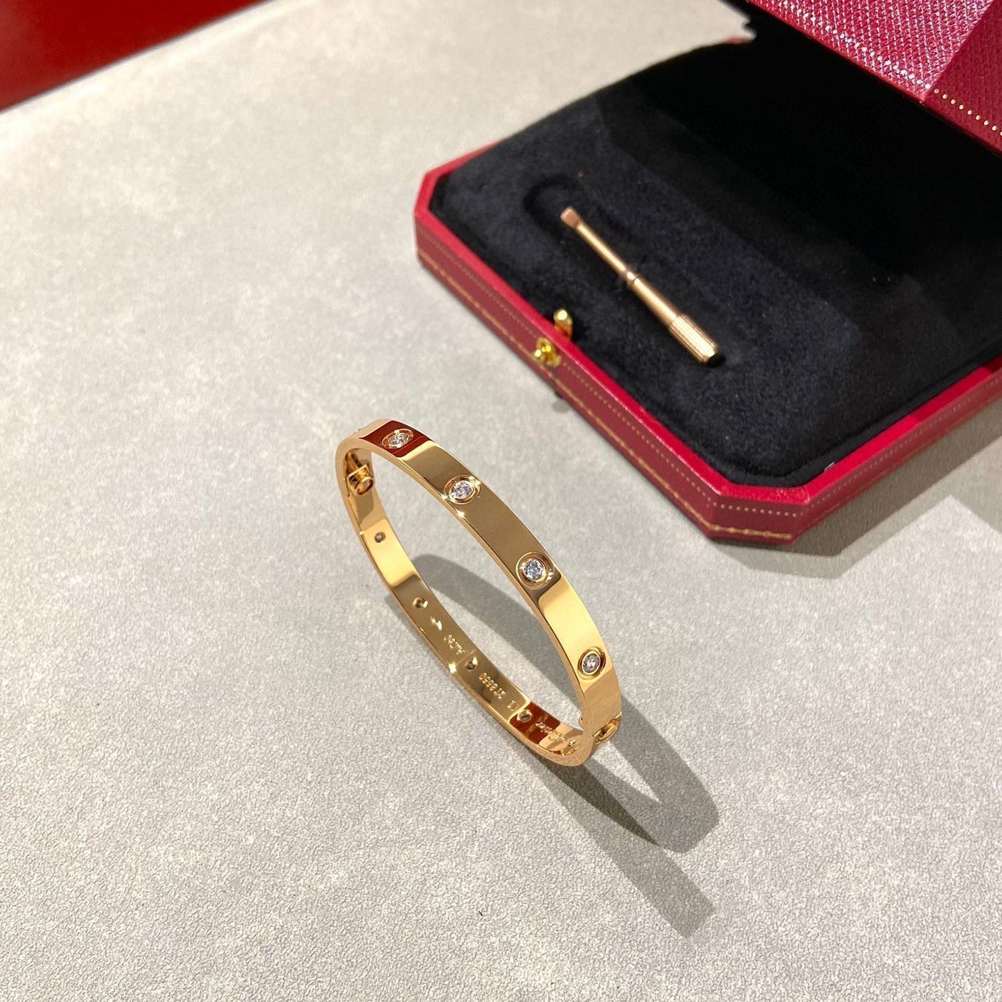 [moco jewelrys] LOVE ARMBAND 6,1 MM 10 DIAMANTEN