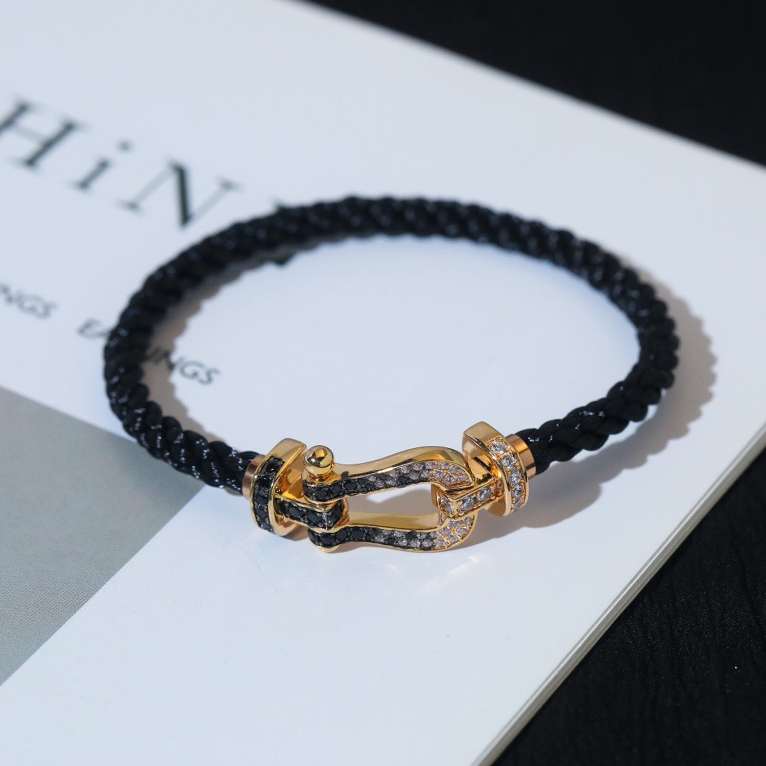 ??Loco?¡¥FORCE LARGE HORSESHOE BLACK WHITE DIAMOND BRACELET SILVER