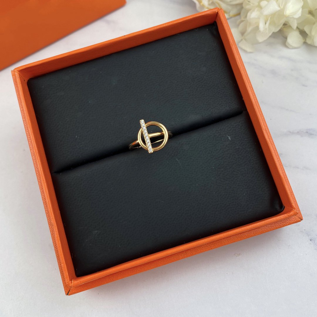 ??Loco?¡¥ECHAPPEE RING DIAMOND