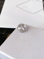 ??Loco?¡¥CLOVER SILVER RING