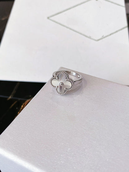 [moco jewelrys]CLOVER SILVER RING