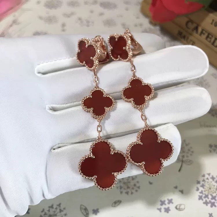 ??Loco?¡¥CLOVER 3 MOTIF CARNELIAN DROP EARRINGS