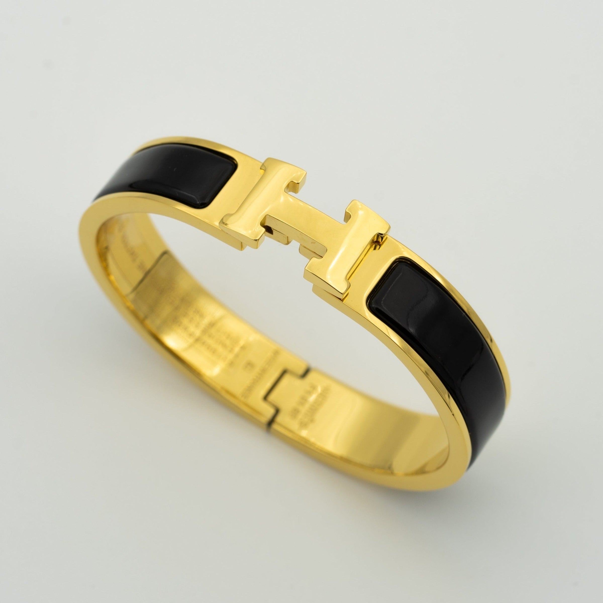 ??Loco?¡¥H BLACK BRACELET