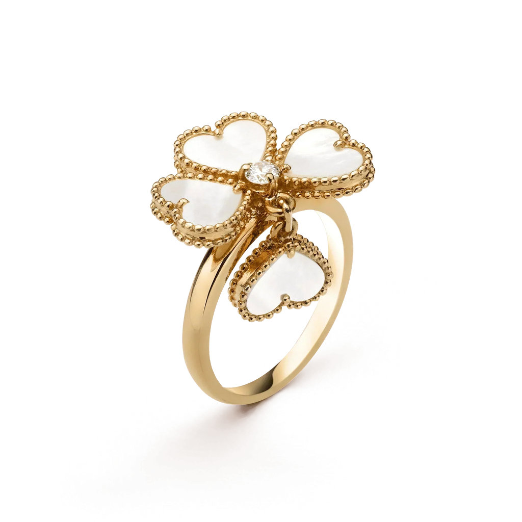 ??Loco?¡¥SWEET CLOVER WHITE MOP RING