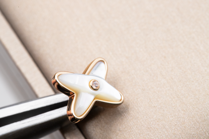 [moco jewellerys]JEUX DE WHITE MOP ピンクゴールド ダイヤモンド イヤリング