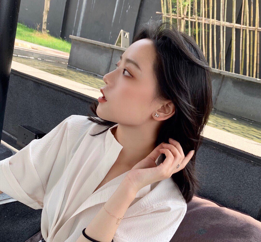 [moco jewellerys]JEUX DE WHITE MOP ピンクゴールド ダイヤモンド イヤリング