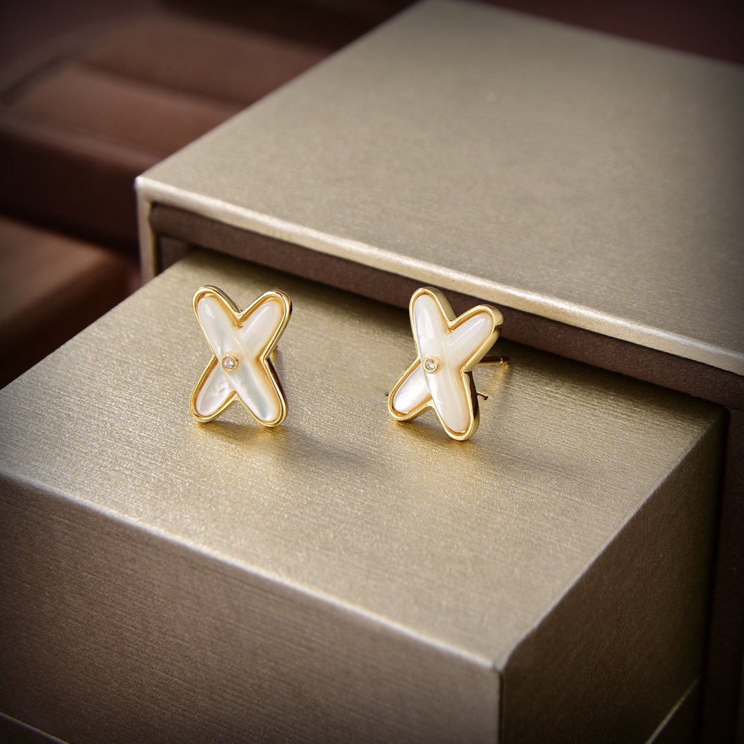 [moco jewellerys]JEUX DE WHITE MOP ゴールド ダイヤモンド イヤリング