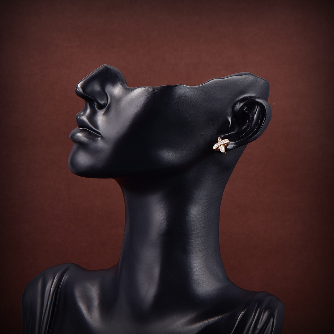 ??Loco?¡¥JEUX DE GOLD DIAMOND EARRINGS
