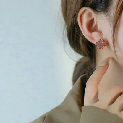 [moco jewellerys]クローバー ミディアム 1モチーフ カーネリアン イヤリング