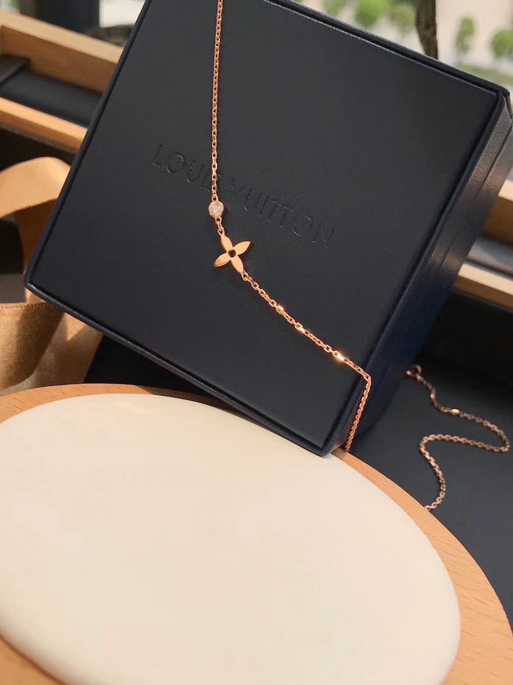 ??Loco?¡¥BLOSSOM PENDANT PINK GOLD AND DIAMOND