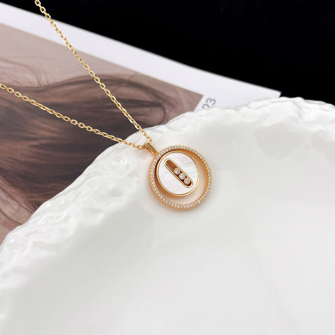 [moco jewelrys]LUCKY MOVE MM NACRE BLANCHE DIAMOND NECKLACE