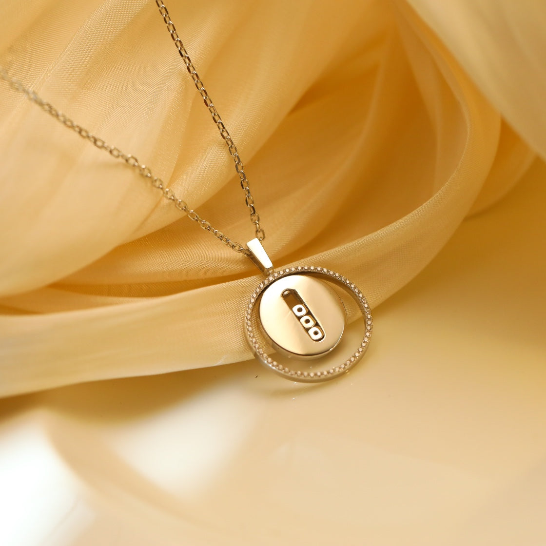 [moco jewelrys]LUCKY MOVE MM SILVER DIAMOND NECKLACE