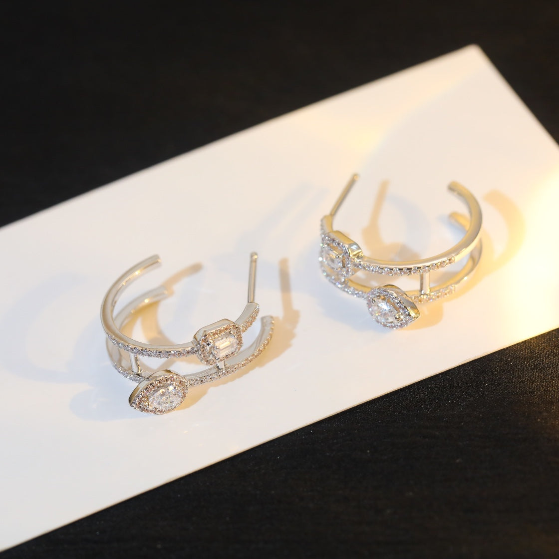 [moco jewelrys]CREOLES MY TWIN 2 RANGS SILVER DIAMOND EARRINGS
